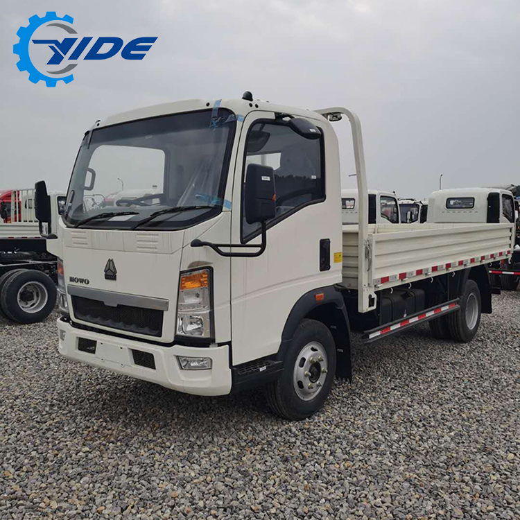 HOWO  Light cargo truck 